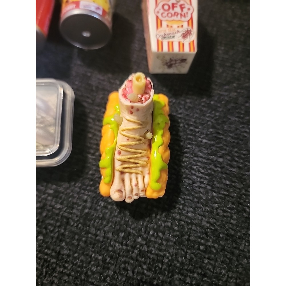 Zuru Mega Gross Minis Lot McMaggots, McCavities, Off Corn, Unhappy Meal, iPoo - Picture 6 of 13